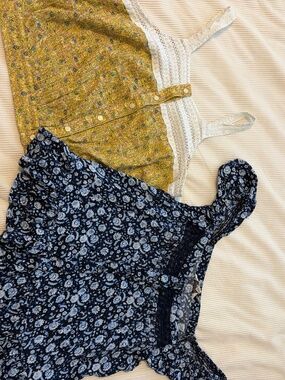 Floral Tank Top Bundle - Women's Medium - Lucky Brand, Universal Thread